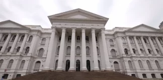 Concurso UFPR: 61 vagas. Iniciais até R$ 4,1 mil