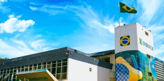 Concurso Embratur terá 80 vagas e até R$ 7,9 mil Concurso Embratur